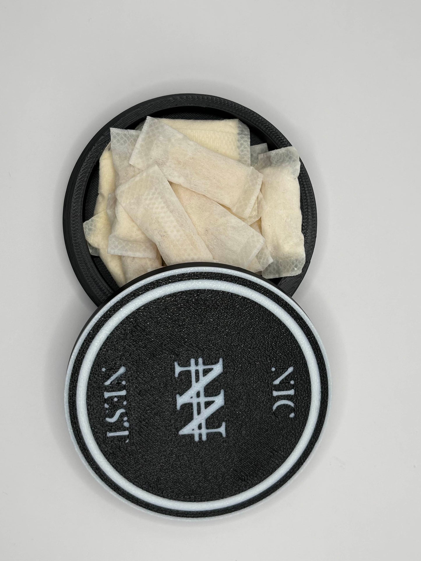 Magnetic Nicotine Pouch Case